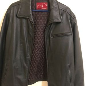 Levi’s black leather jacket, Men’s Large , EUC.